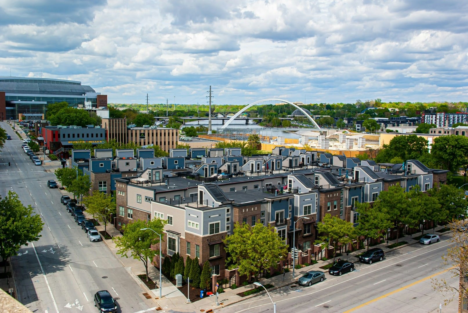Des Moines